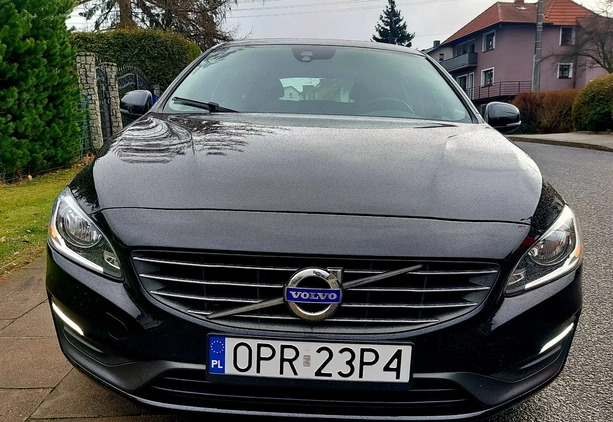Volvo V60 cena 48300 przebieg: 177000, rok produkcji 2015 z Prudnik małe 121